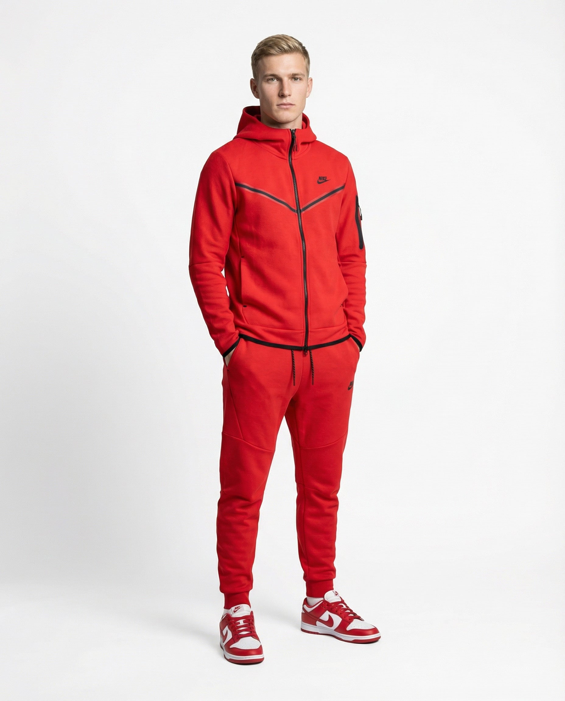 חליפה אדום - 2023 TECH FLEECE - יוניסקס