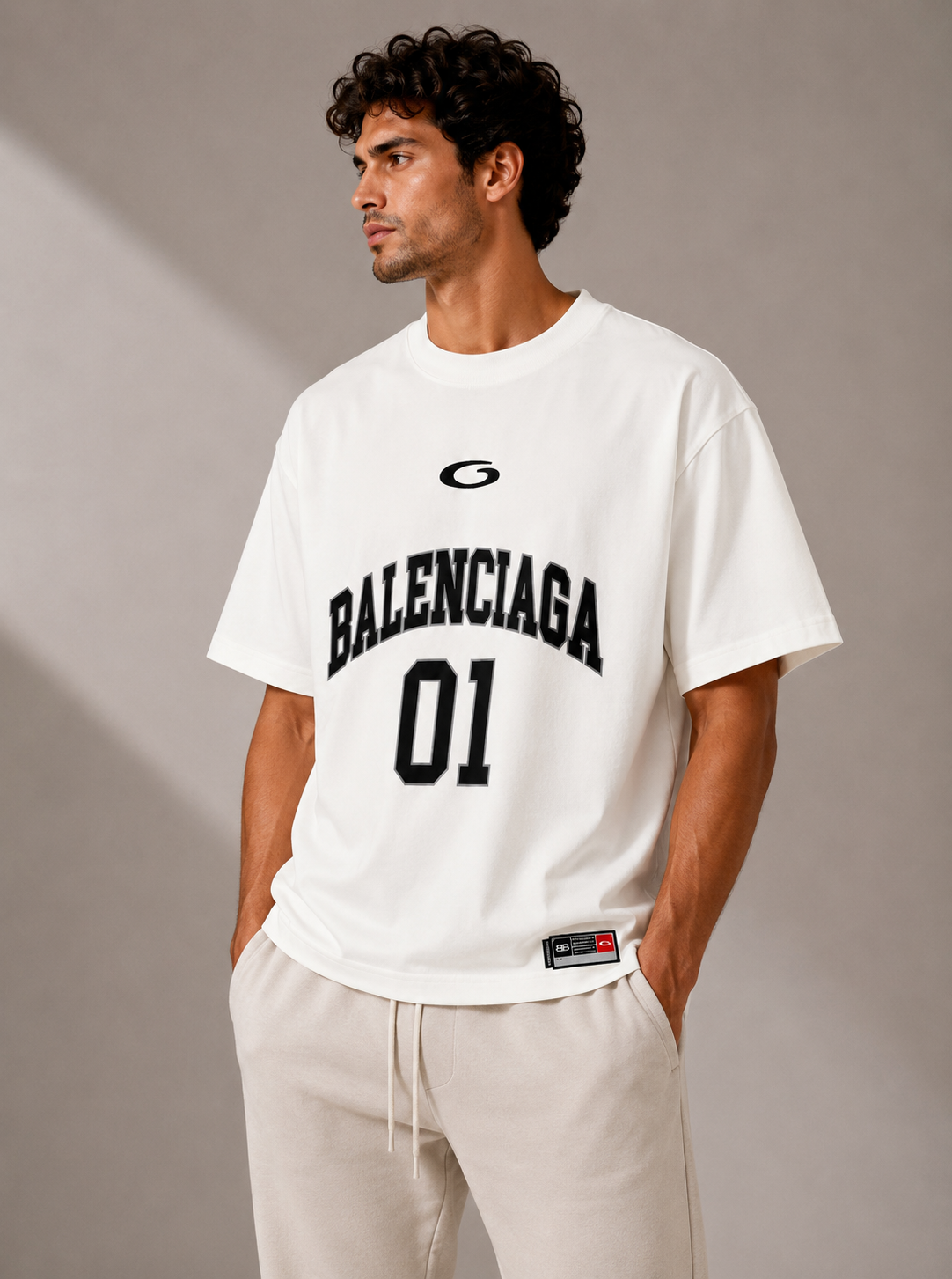 טי שירט - BALENCIAGA - לבן כיתוב שחור 01