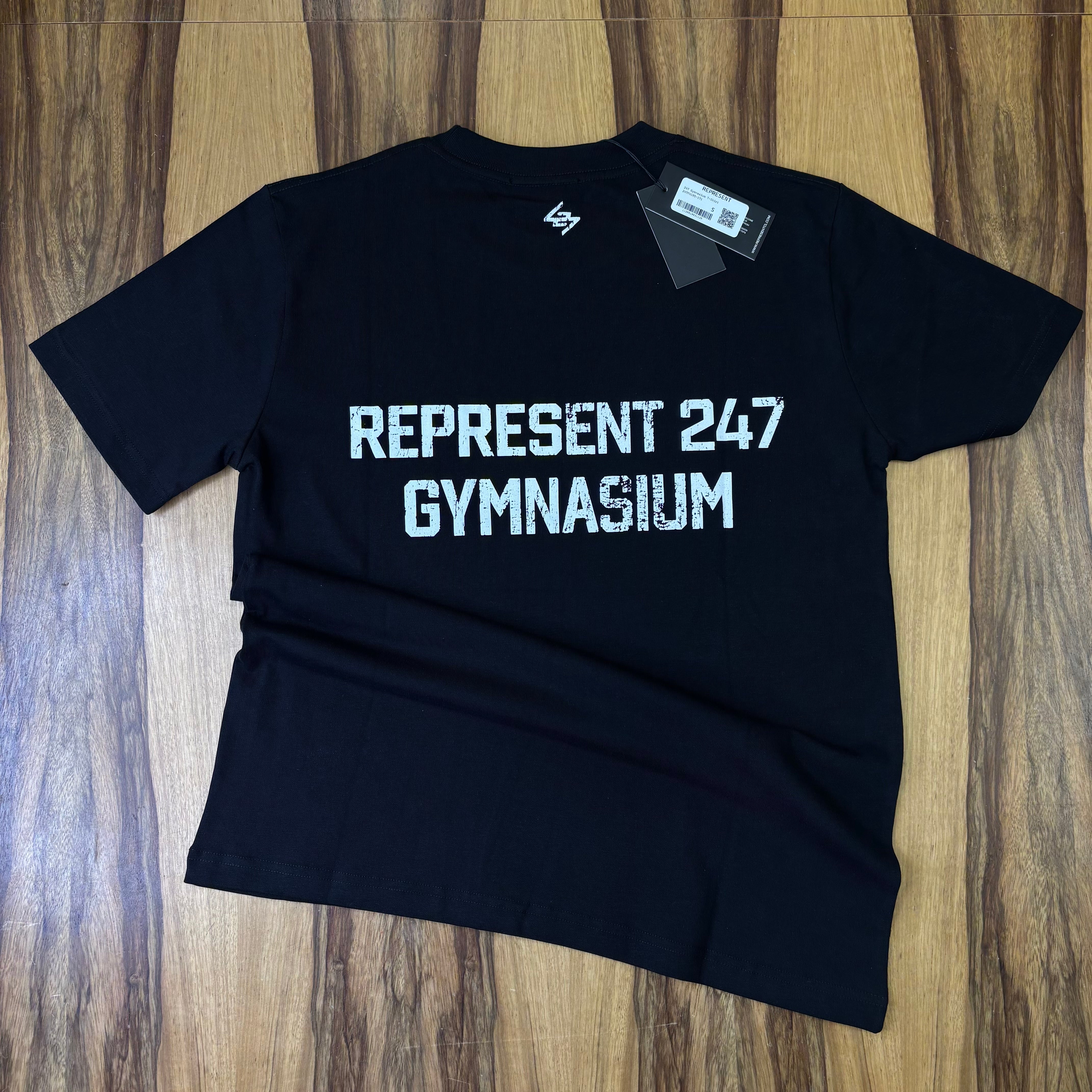 טי שירט - REPRESENT - שחור כיתוב לבן