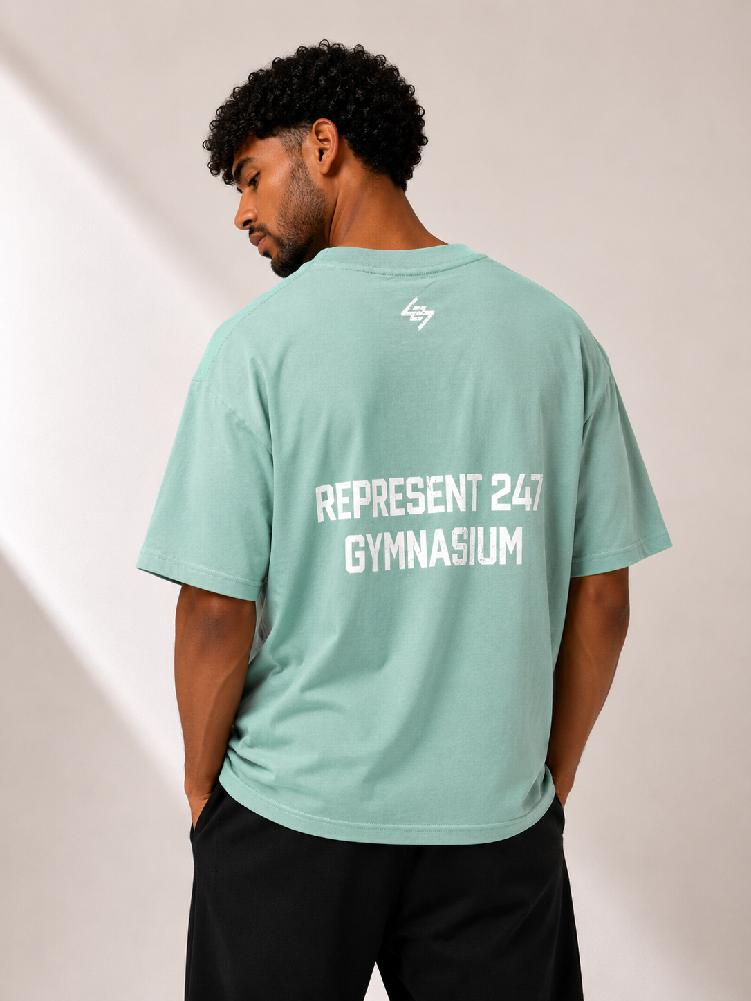 טי שירט - REPRESENT - ירוק בהיר כיתוב לבן