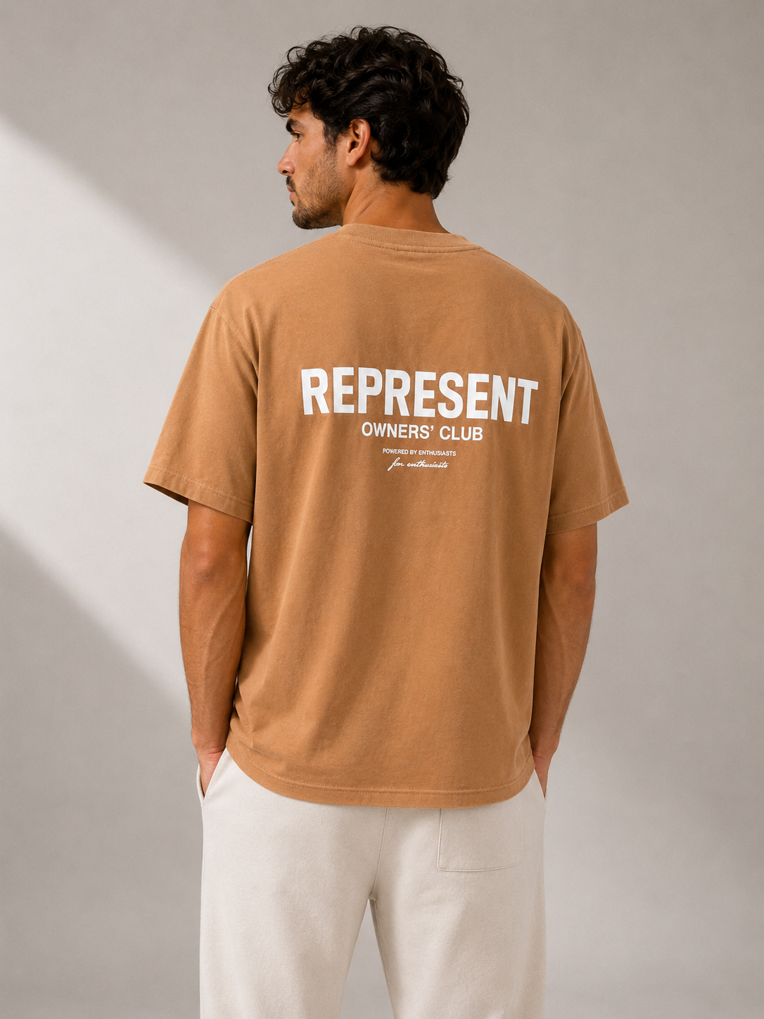 טי שירט - REPRESENTS - חום בהיר כיתוב לבן