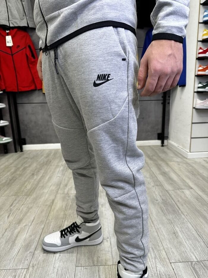 חליפה אפור 2023 - TECH FLEECE - יוניסקס