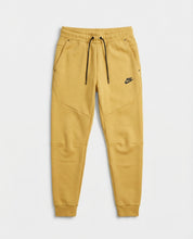 מכנס ארוך בז‘ 2023 - TECH FLEECE - יוניסקס