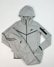 חליפה אפור 2023 - TECH FLEECE - יוניסקס