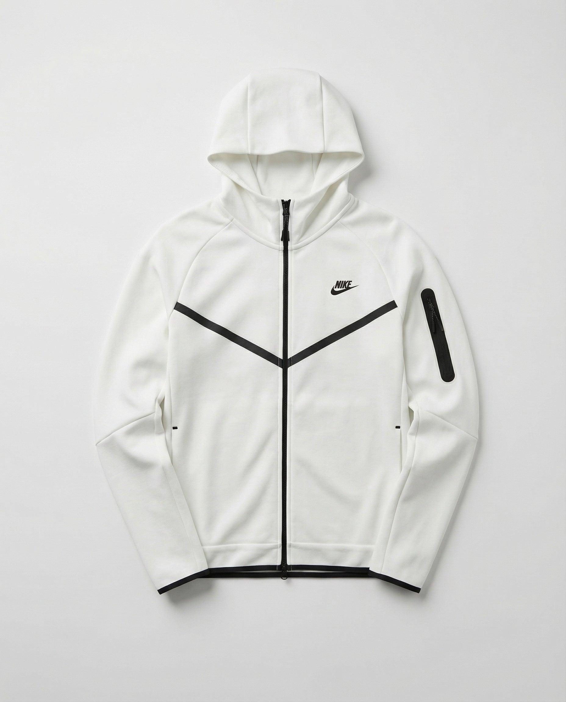 חליפה לבן 2026 - TECH FLEECE - יוניסקס
