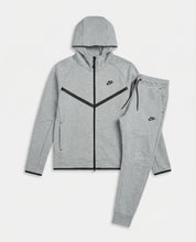 חליפה אפור 2026 - TECH FLEECE - יוניסקס