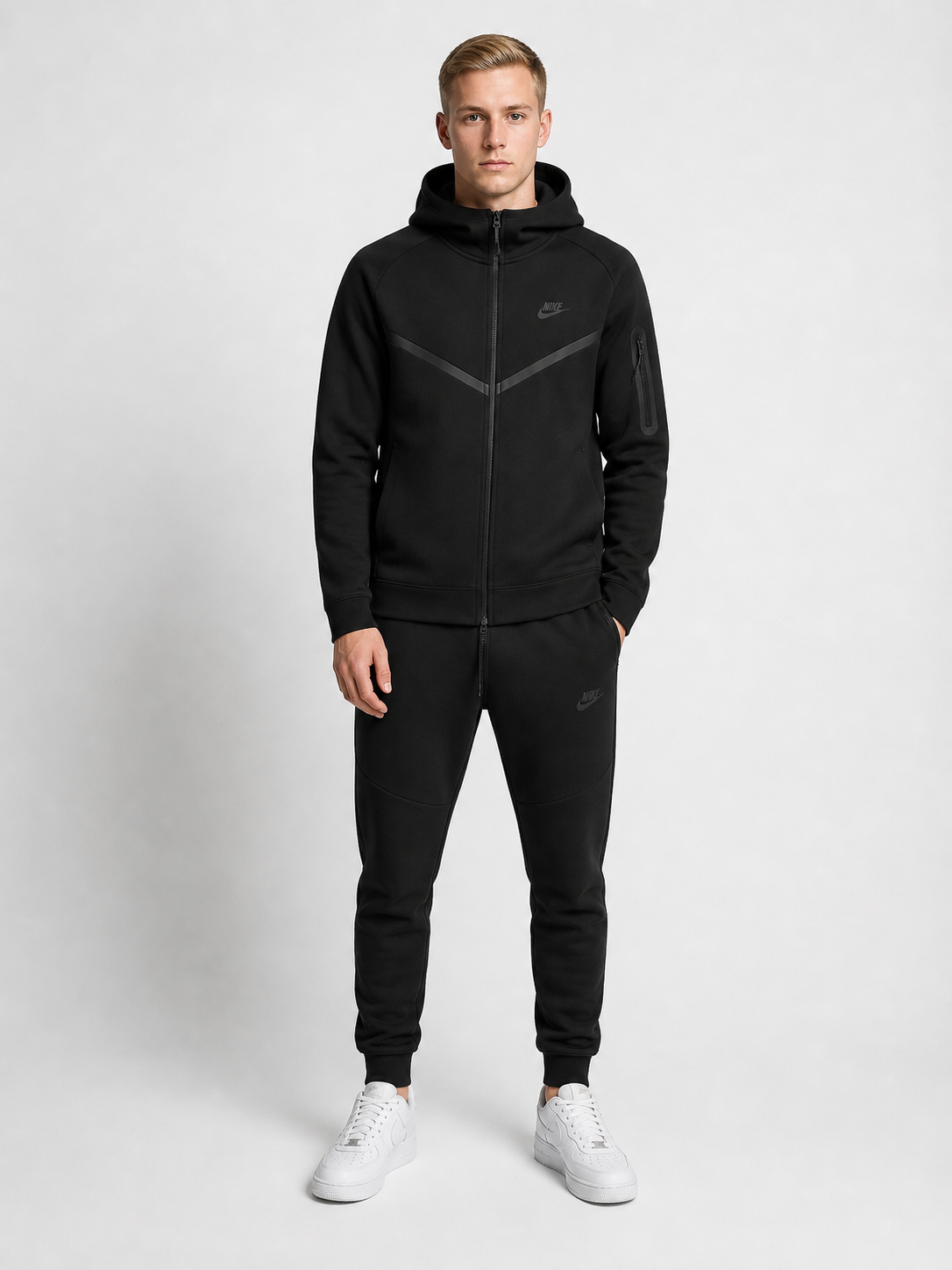 חליפה שחור 2026 - TECH FLEECE - יוניסקס