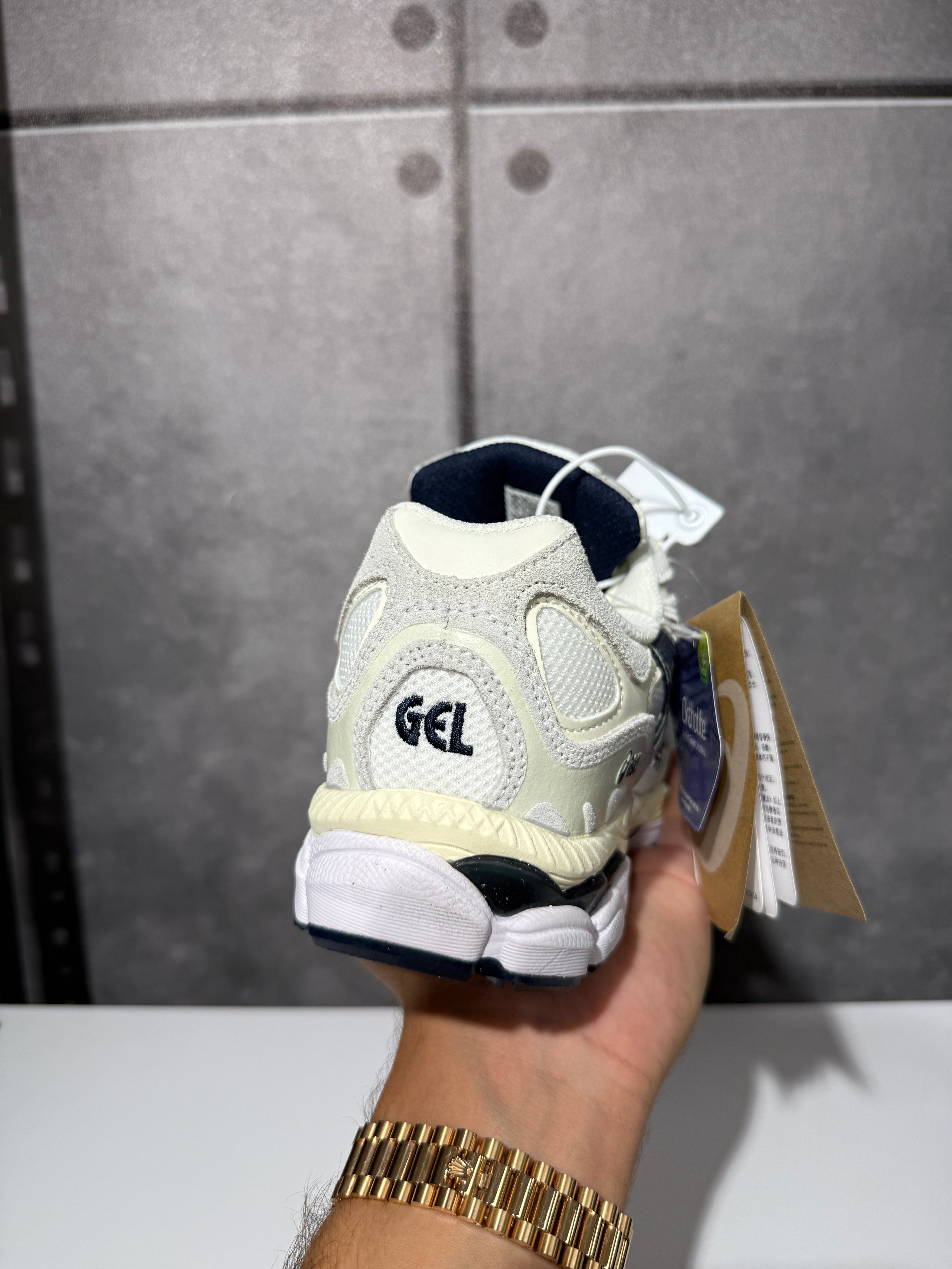 נעלי - Asics Gel NYC - לבן שחור