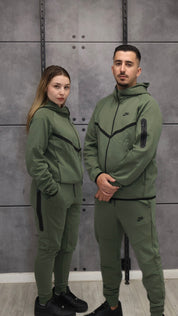 חליפה ירוק 2026 - TECH FLEECE - יוניסקס