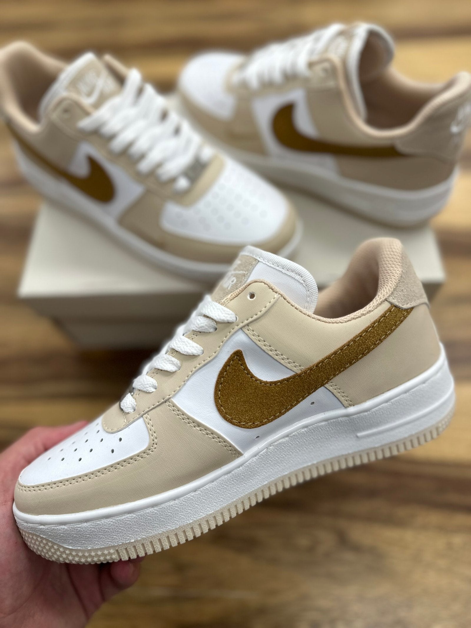 נעלי - Air force 1 - בז לבן