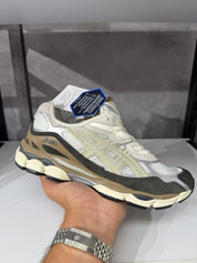 נעלי - Asics Gel-Kayano - חום לבן