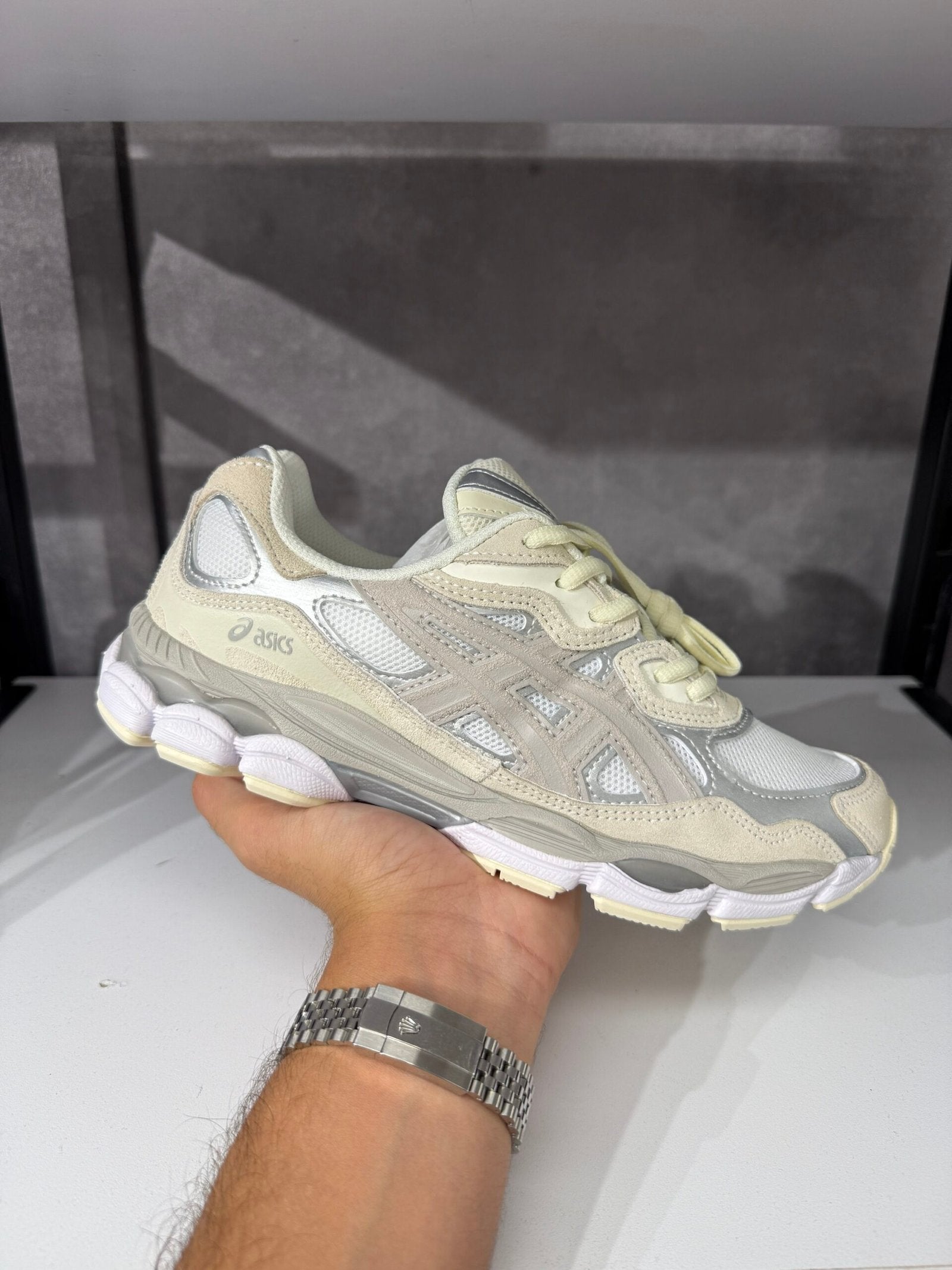 נעלי - Asics Gel NYC - שמנת