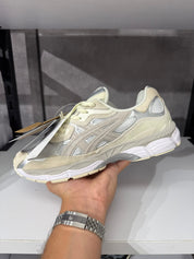 נעלי - Asics Gel NYC - שמנת