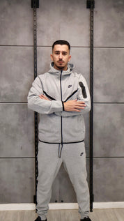 חליפה אפור 2026 - TECH FLEECE - יוניסקס