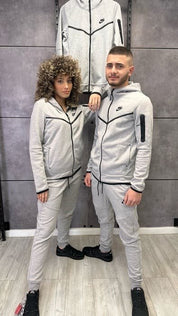 חליפה אפור 2023 - TECH FLEECE - יוניסקס