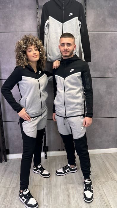 חליפה שחור אפור 2023 - TECH FLEECE - יוניסקס