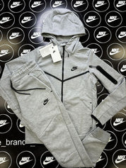 חליפה אפור 2023 - TECH FLEECE - יוניסקס