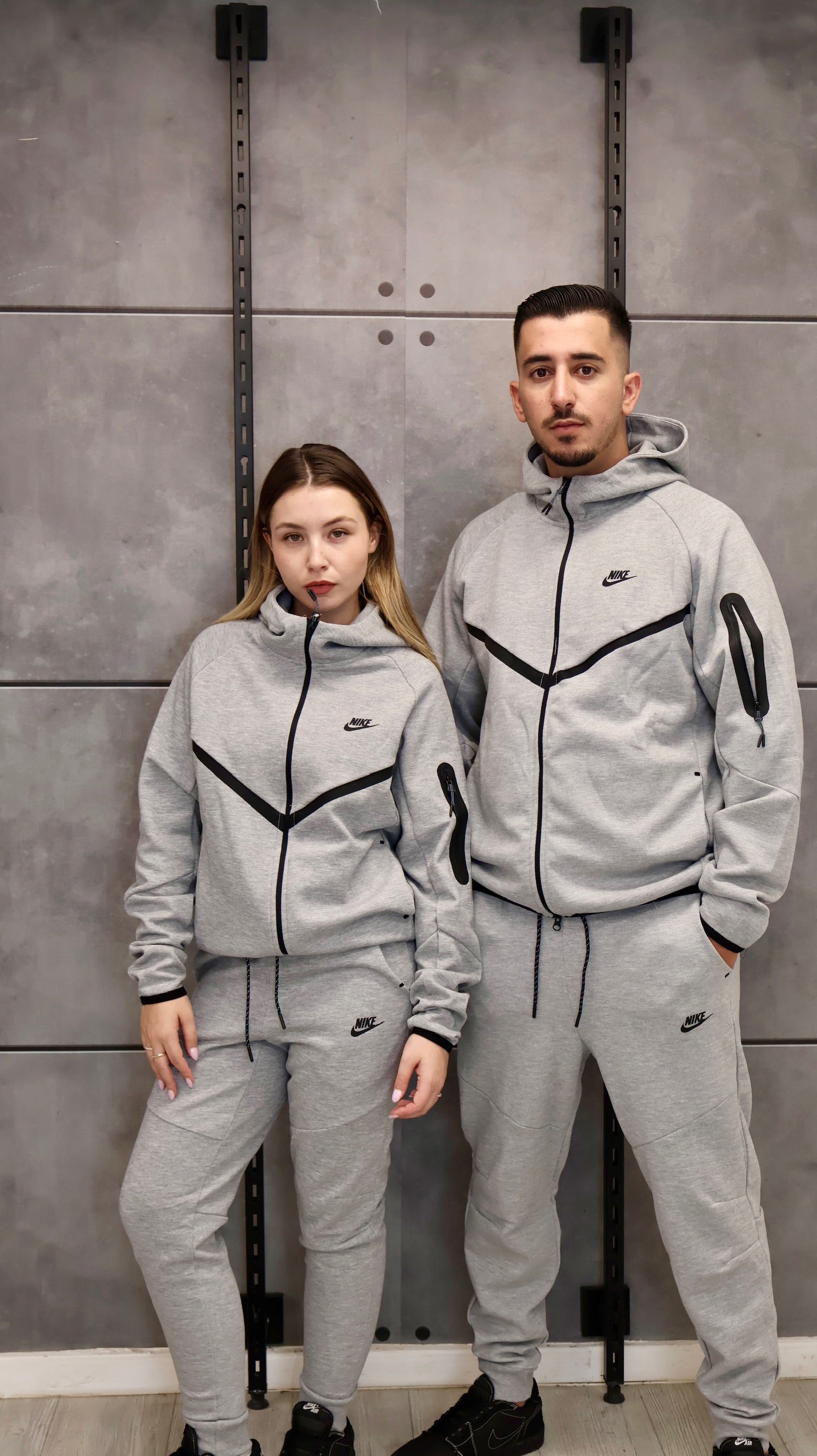 חליפה אפור 2026 - TECH FLEECE - יוניסקס