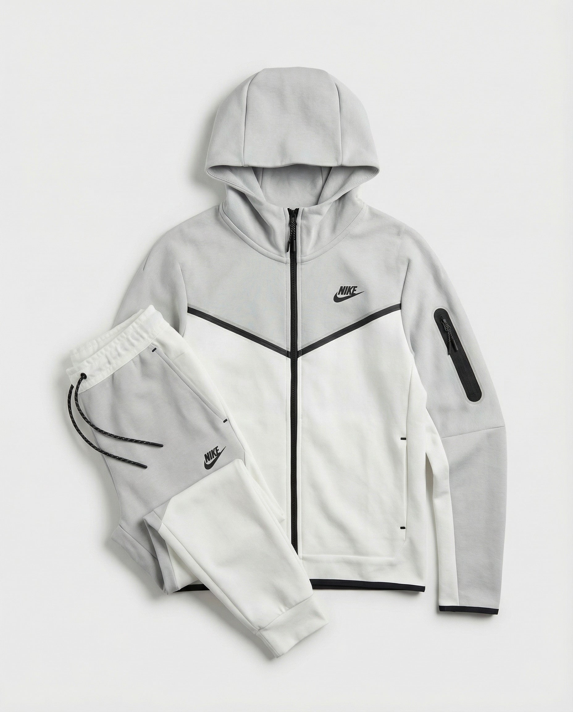 חליפה אפור לבן 2023 - TECH FLEECE - יוניסקס