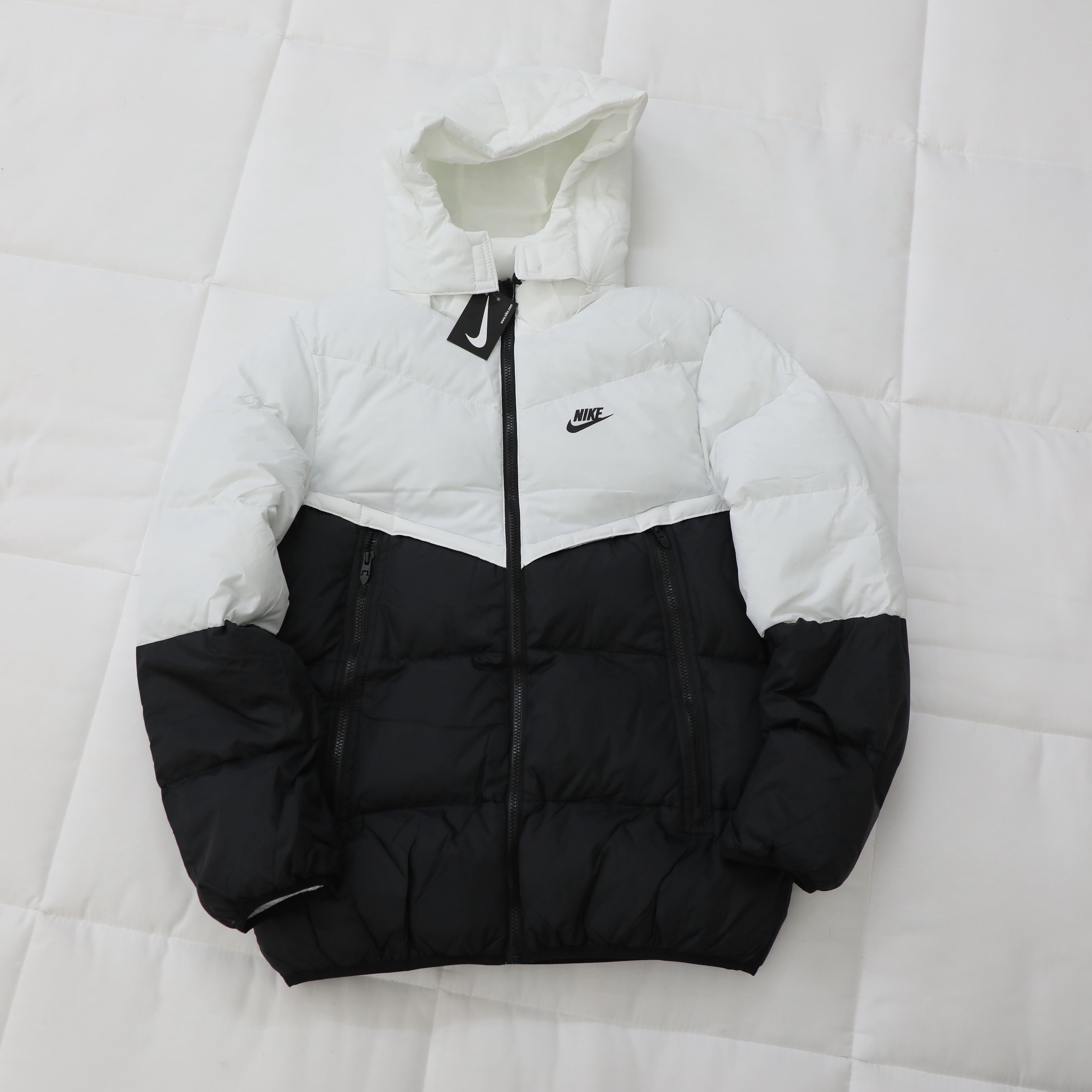 מעיל - TECH FLEECE - לבן שחור