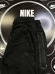 מכנס ארוך שחור 2023 - TECH FLEECE - יוניסקס