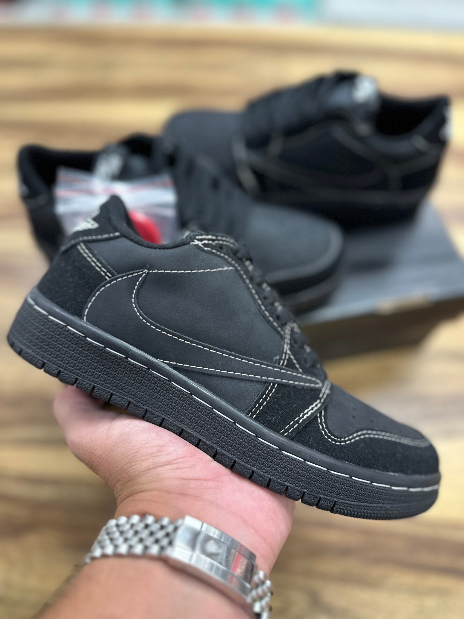 נעלי - Travis scott - שחור