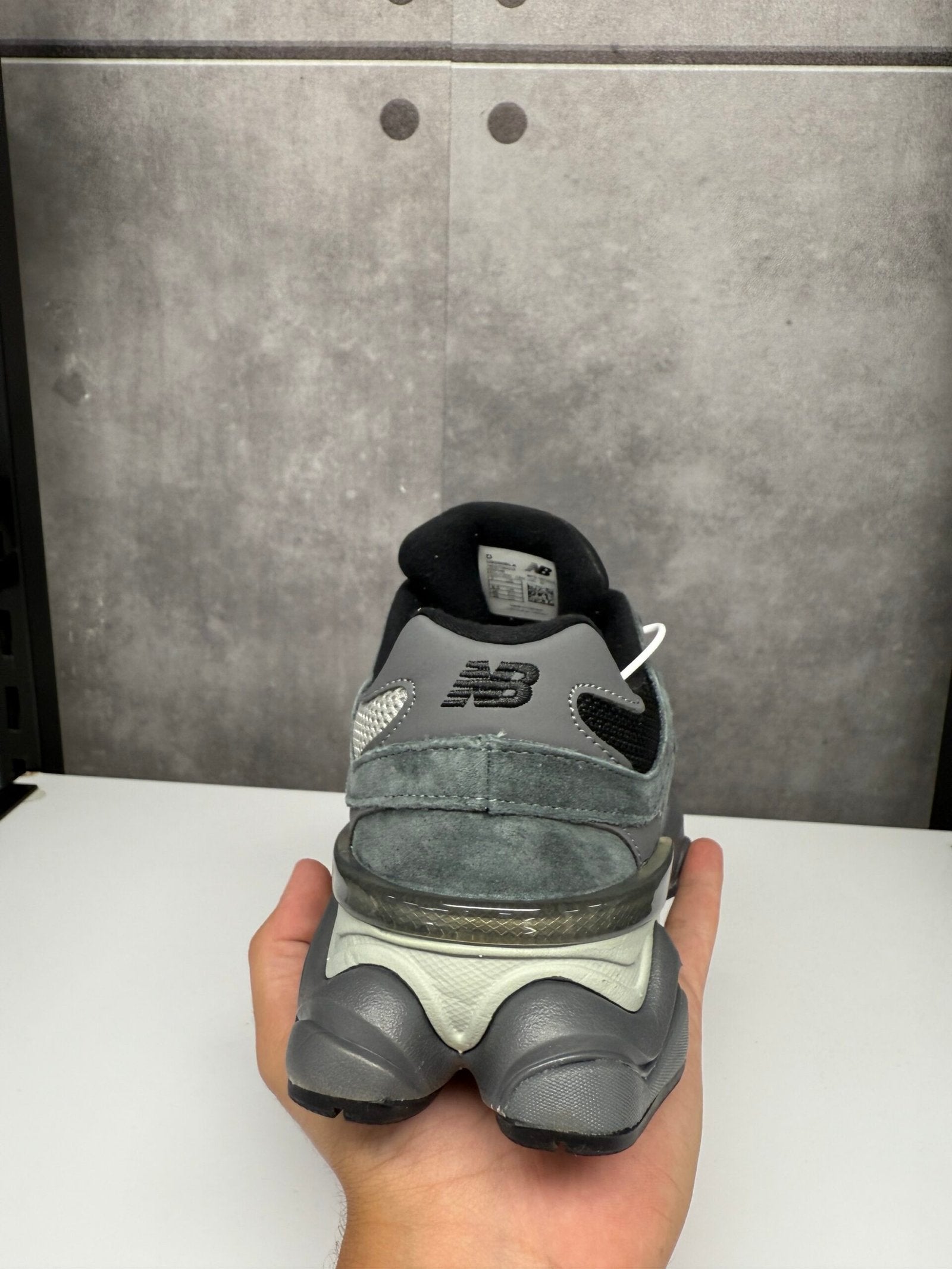 נעלי - New Balance 9060 - שחור אפור