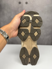 נעלי - New Balance 9060 - חום גמס