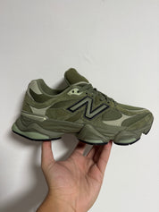 נעלי - New Balance 9060 - ירוק זית