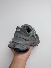 נעלי - New Balance 9060 - אפור כהה
