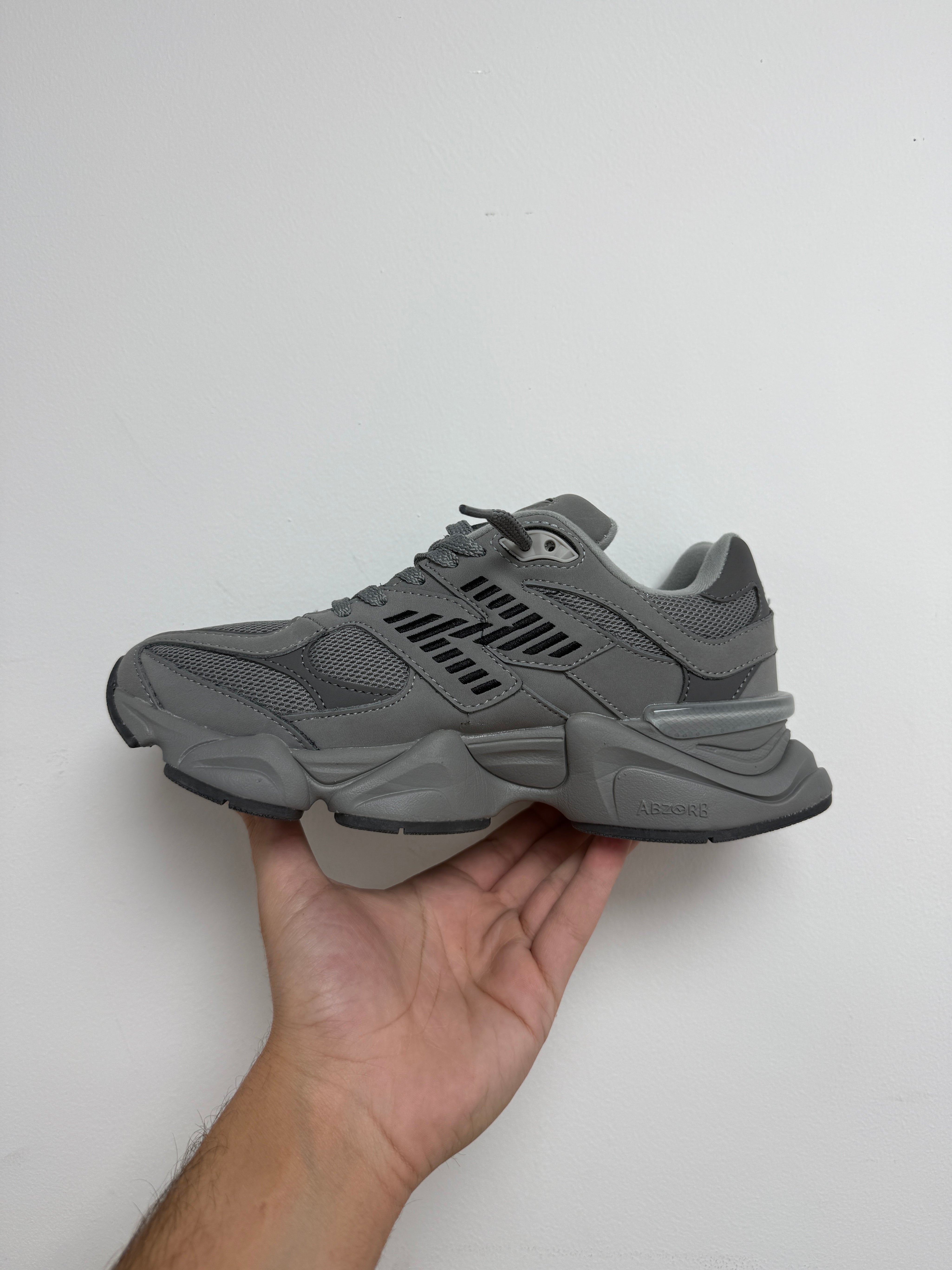 נעלי - New Balance 9060 - אפור כהה