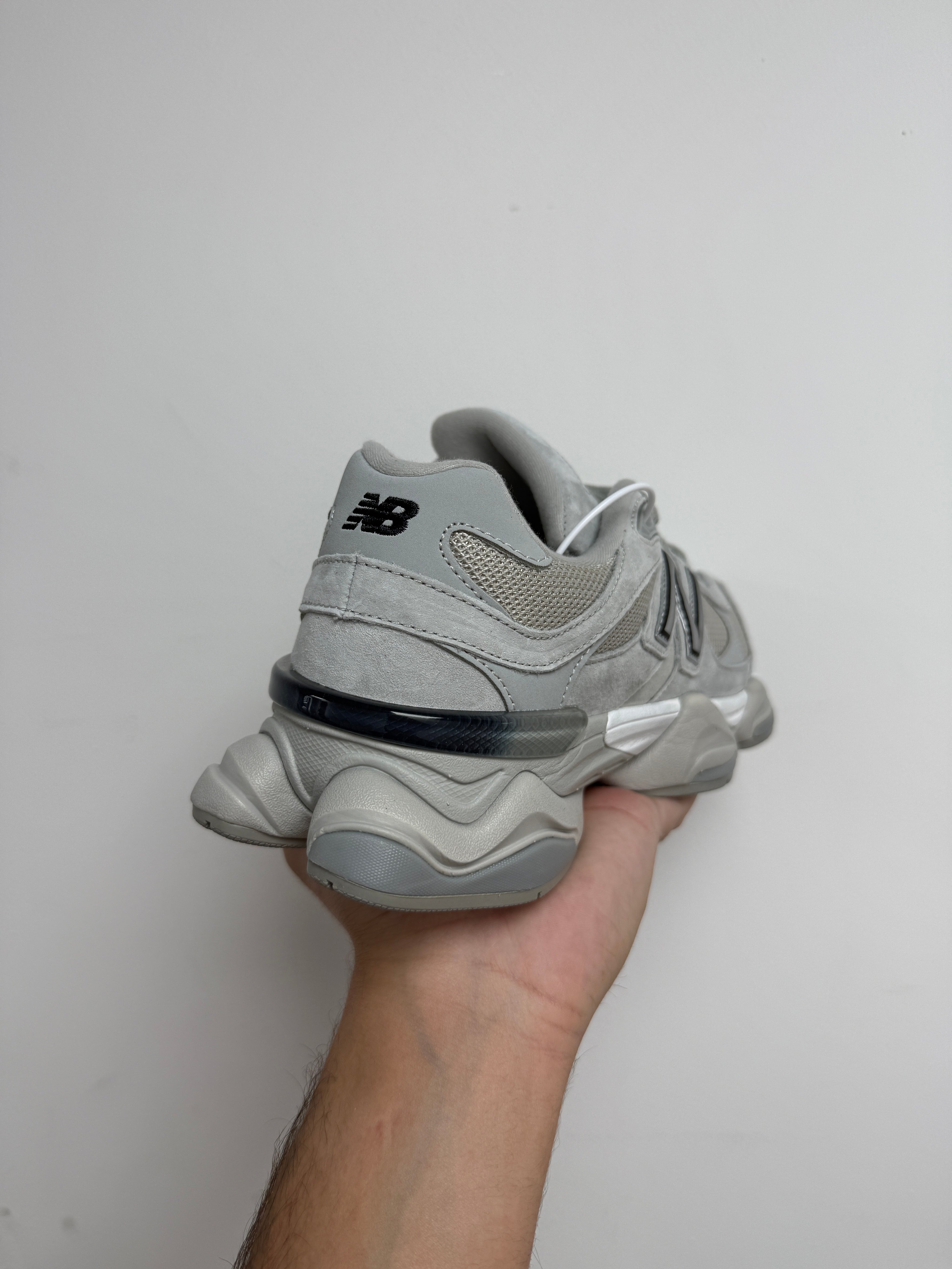 נעלי - New Balance 9060 - אפור