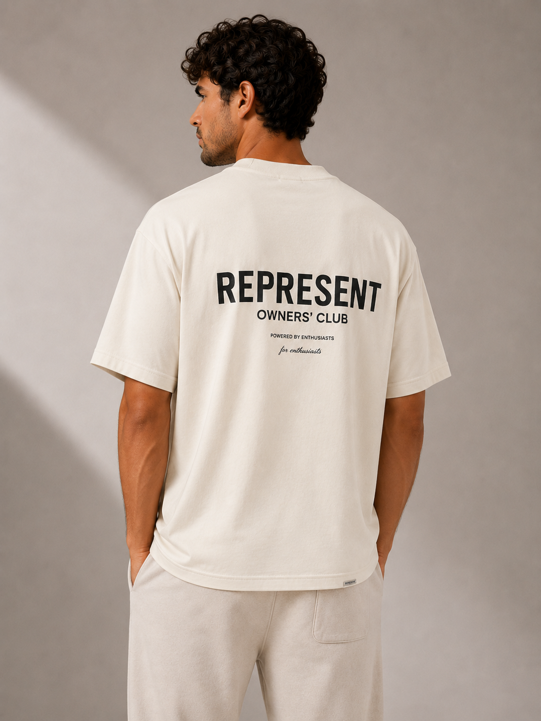 טי שירט - REPRESENTS - לבן כיתוב שחור