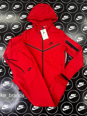 חליפה אדום 2023 - TECH FLEECE - יוניסקס