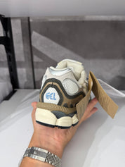 נעלי - Asics Gel NYC - חום לבן