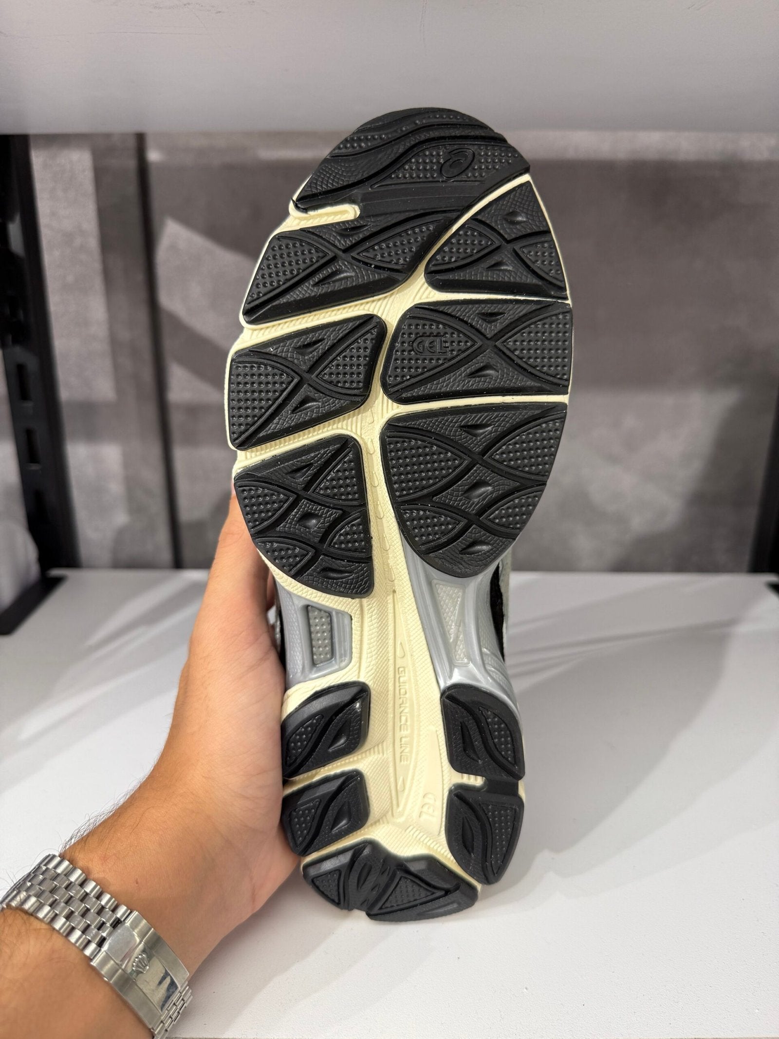 נעלי - Asics Gel NYC - שחור אפור לבן